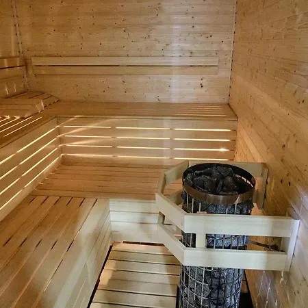 Wellness Kotar מלון 3*